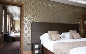 Grainger Apartments